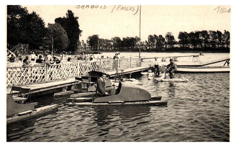 Lac et plage de Bambois (Fosses)