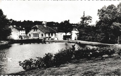 Fosse - Ancien Moulin et étang de la Bocame