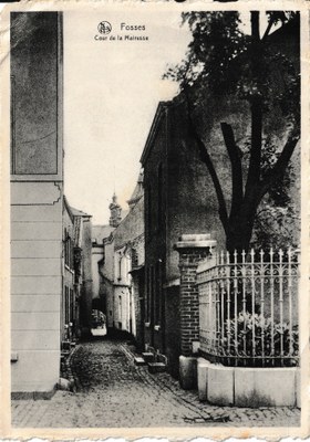 Fosses - Cour de la Mairesse