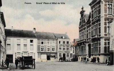Fosses - Grand' Place et Hôtel de Ville