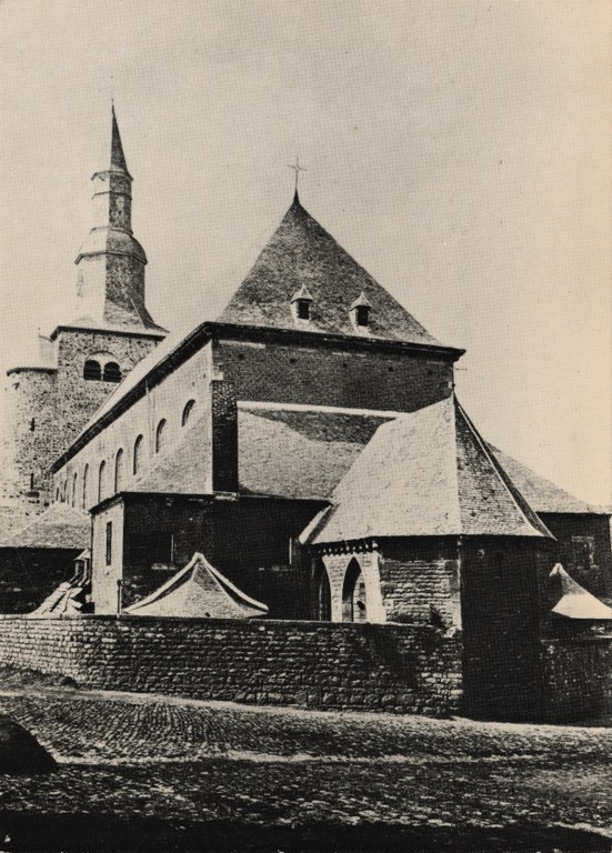 Fosses-la-Ville - La Collégiale vers 1880