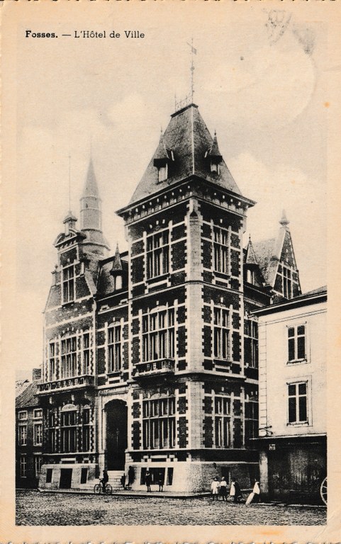 Fosses - l'Hôtel de Ville