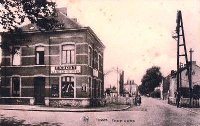 Fosses - Passage à niveau