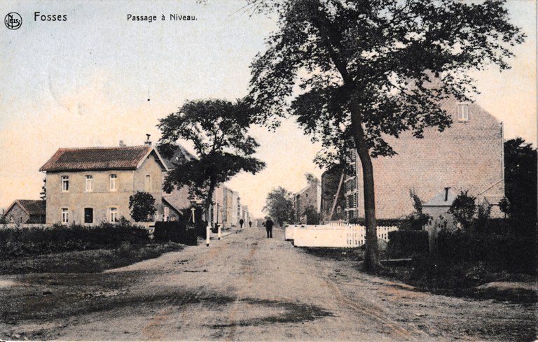 Fosses - Passage à Niveau