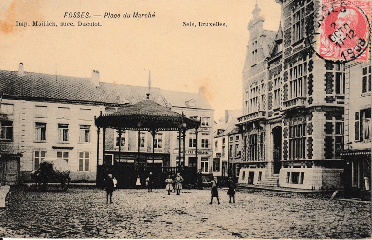 Fosses - Place du Marché