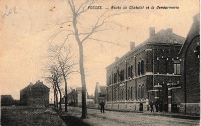 Fosses - Route de Châtelet et la Gendarmerie
