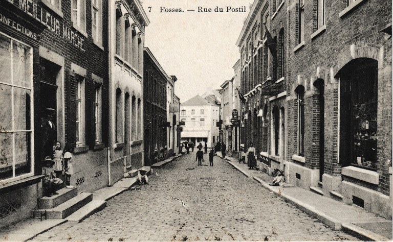 Fosses - Rue du Postil