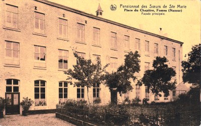 Pensionnat des Sœurs de Ste Marie - Place du Chapitre, Fosses (Namur) - Façade principale