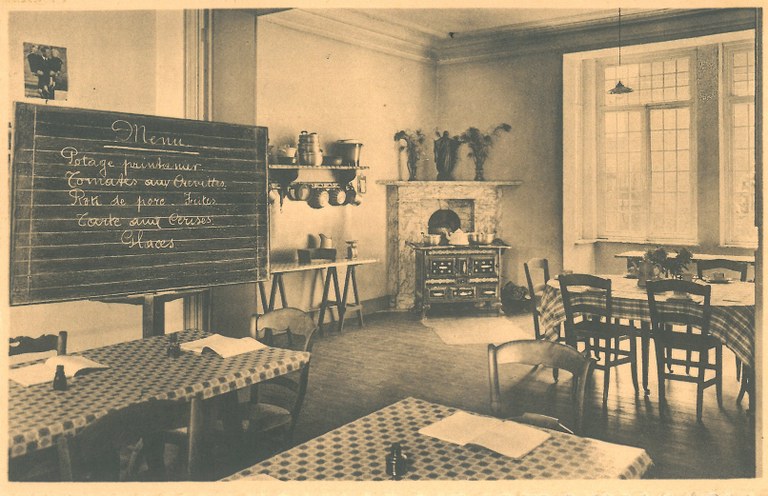 Pensionnat des Soeurs Ste Marie (?)