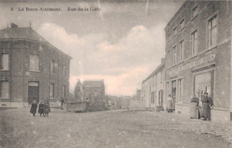 Le Roux - Aisemont - Rue de la Gare