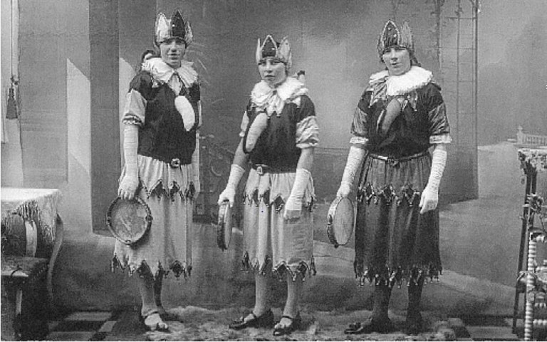 Dames Chinelles de la soce de Saint-Roch