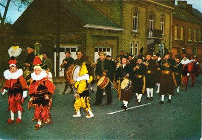Laetare - Clique et Pierrots musiciens