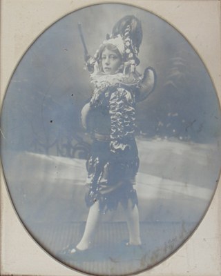 Petite Chinelle, Anne-Marie Roger (1923)