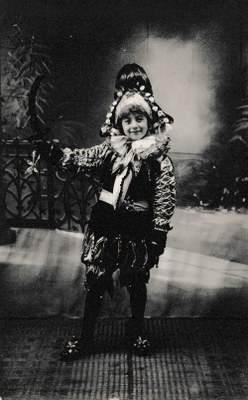 Petite Chinelle : Anne-Marie Roger, en 1923