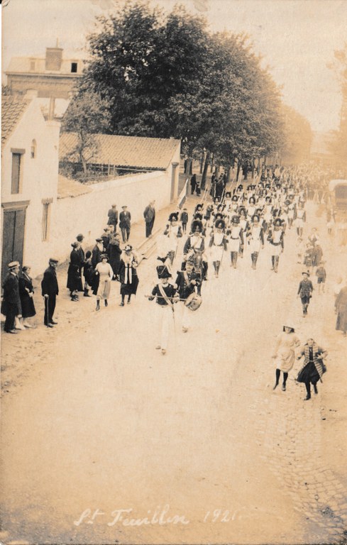Saint-Feuillen 1921 : Batterie et Grenadiers