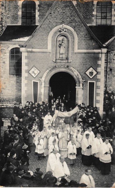 Saint-Feuillen 1921 : Clergé