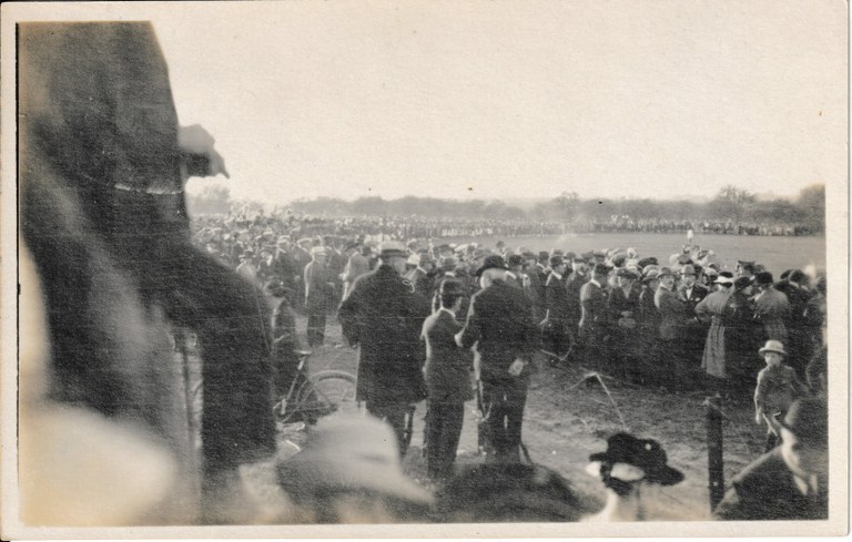 Saint-Feuillen 1921 : Spectateurs