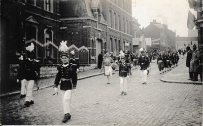 Saint-Feuillen 1928 : Zouaves