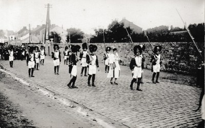 Saint-Feuillen 1935 - Grenadiers