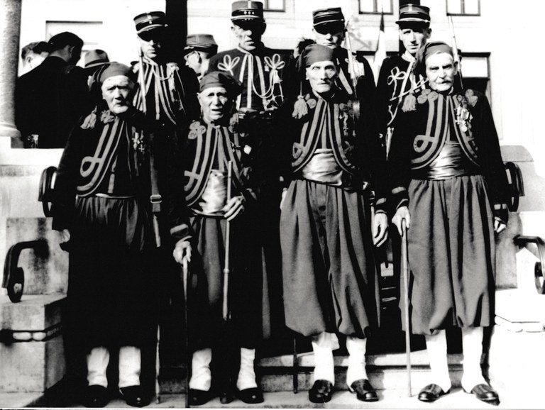 Saint-Feuillen 1949 : Des Zouaves médaillés