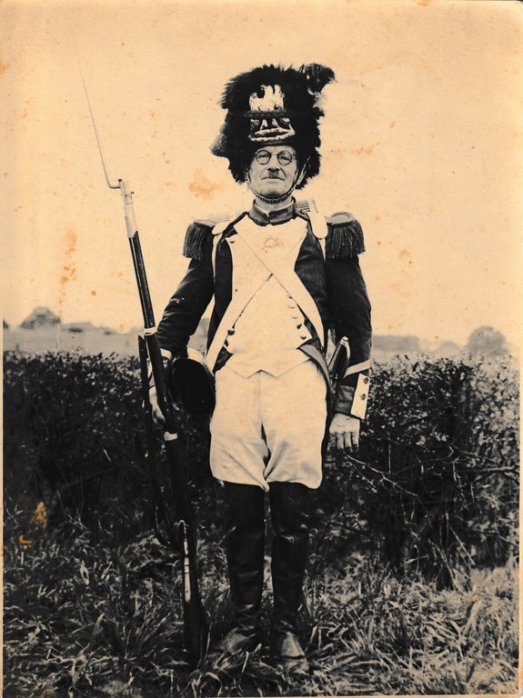 Saint-Feuillen 1949 : le grenadier Jules Poulet