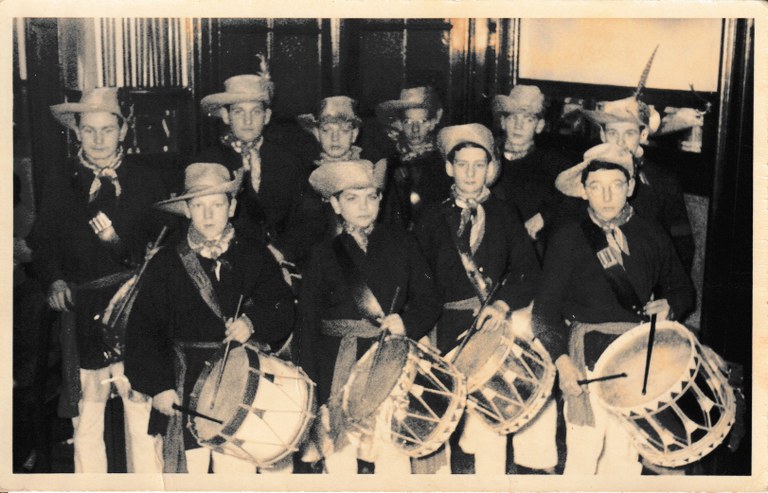 Jeunes tambours des Tchôds-Tchôds