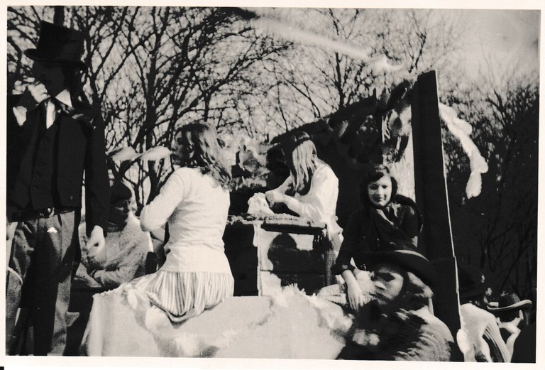Groupe fossois de danses folkloriques - Laetare 1972