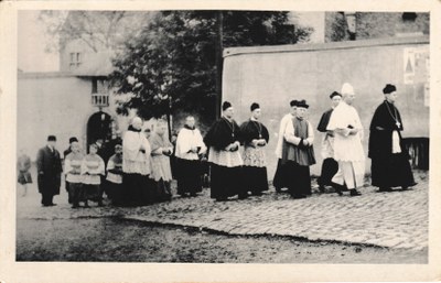 Cortège religieux en 1932