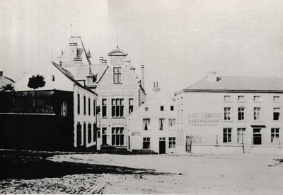 Place du Chapitre, aux environs de l'an 1900
