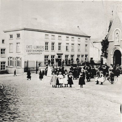 Place du Chapitre aux environs de l'an 1900
