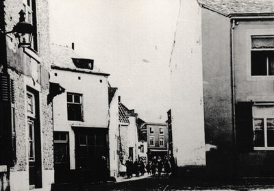Rue des Egalots vue de la rue de Vitrival, aux environs de l'an 1900