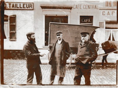 Sur la Place du Marché ...