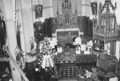 Bénédiction de la nouvelle cloche « Marie-Françoise » en 1958