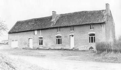 Vers 1970, la maison du Courtil Lalliaux, au n° 1 de la rue du Sartia