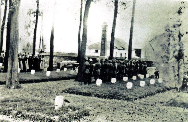 Inauguration du cimetière militaire